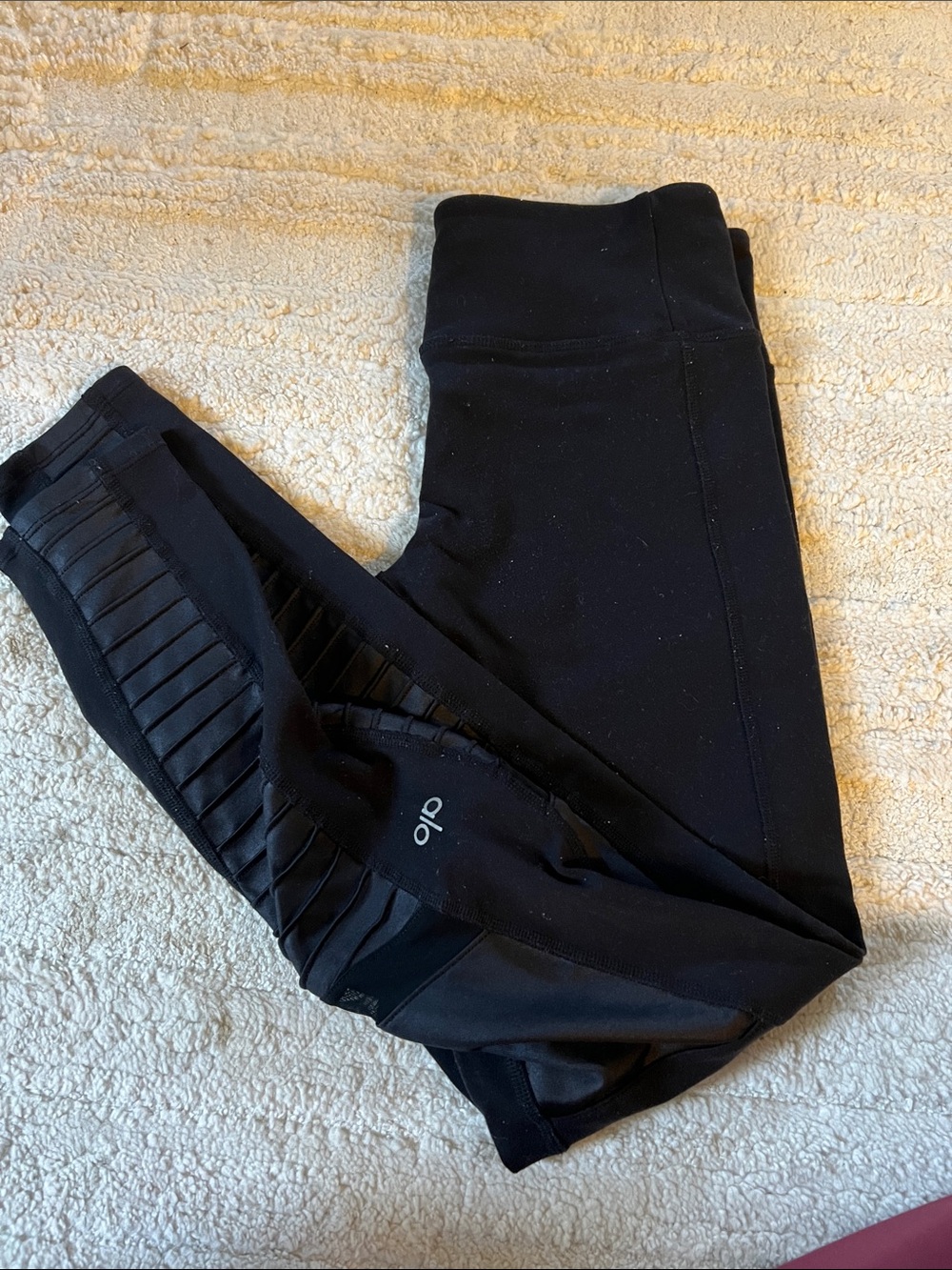 ALO Yoga Black Leggings with Side Paneled Details